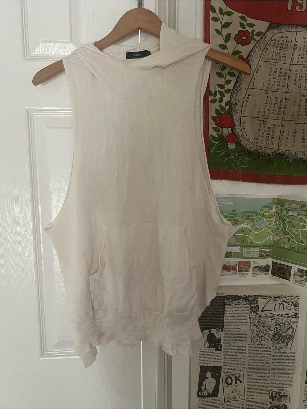 White Sleeveless Hoodie Tank Top